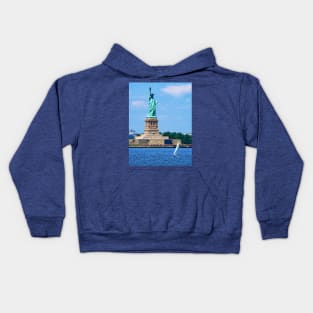 Manhattan NY - Sailboat By Statue Of Liberty Kids Hoodie